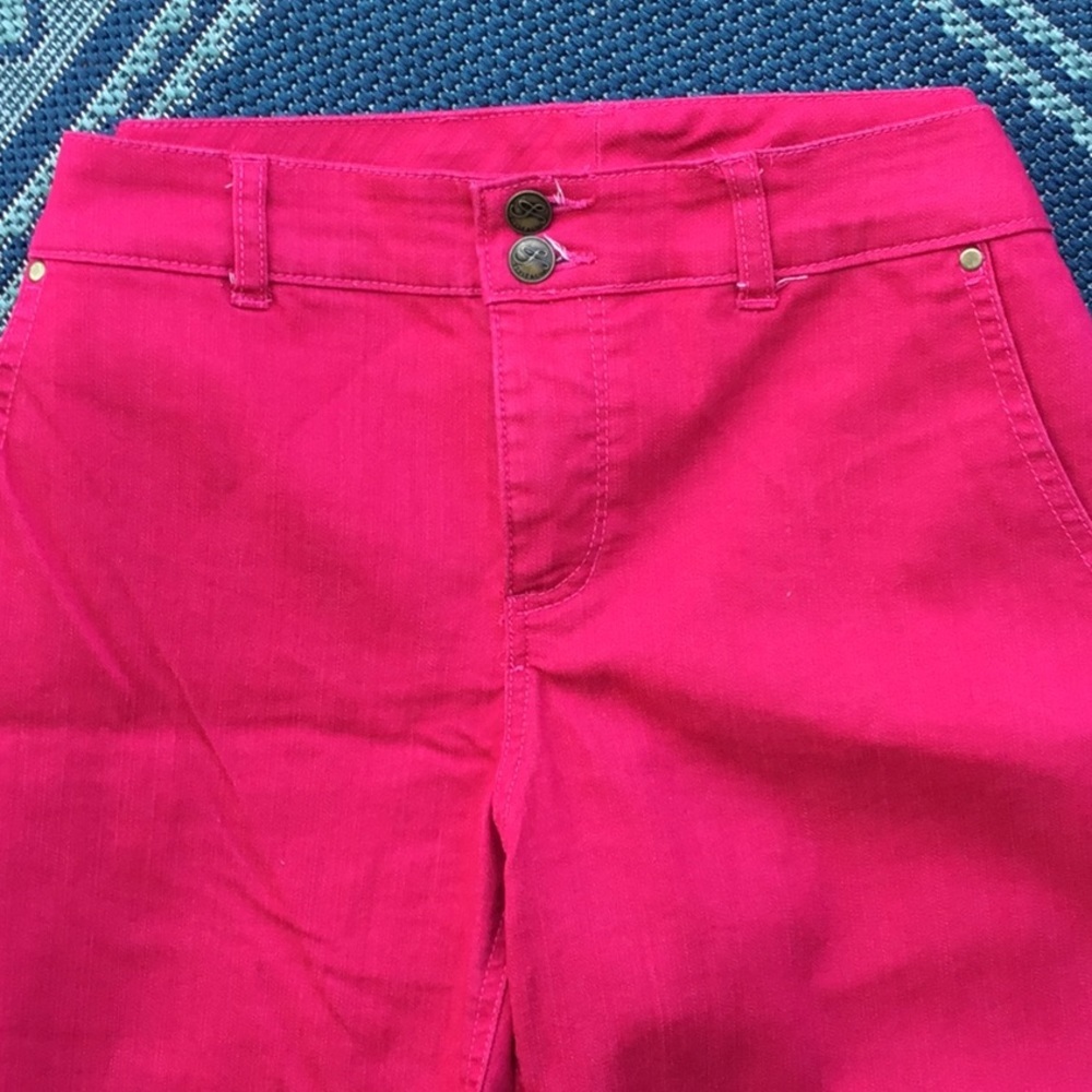 Style & Co Fuschia Pink Capris Size10 - Picture 2 of 7